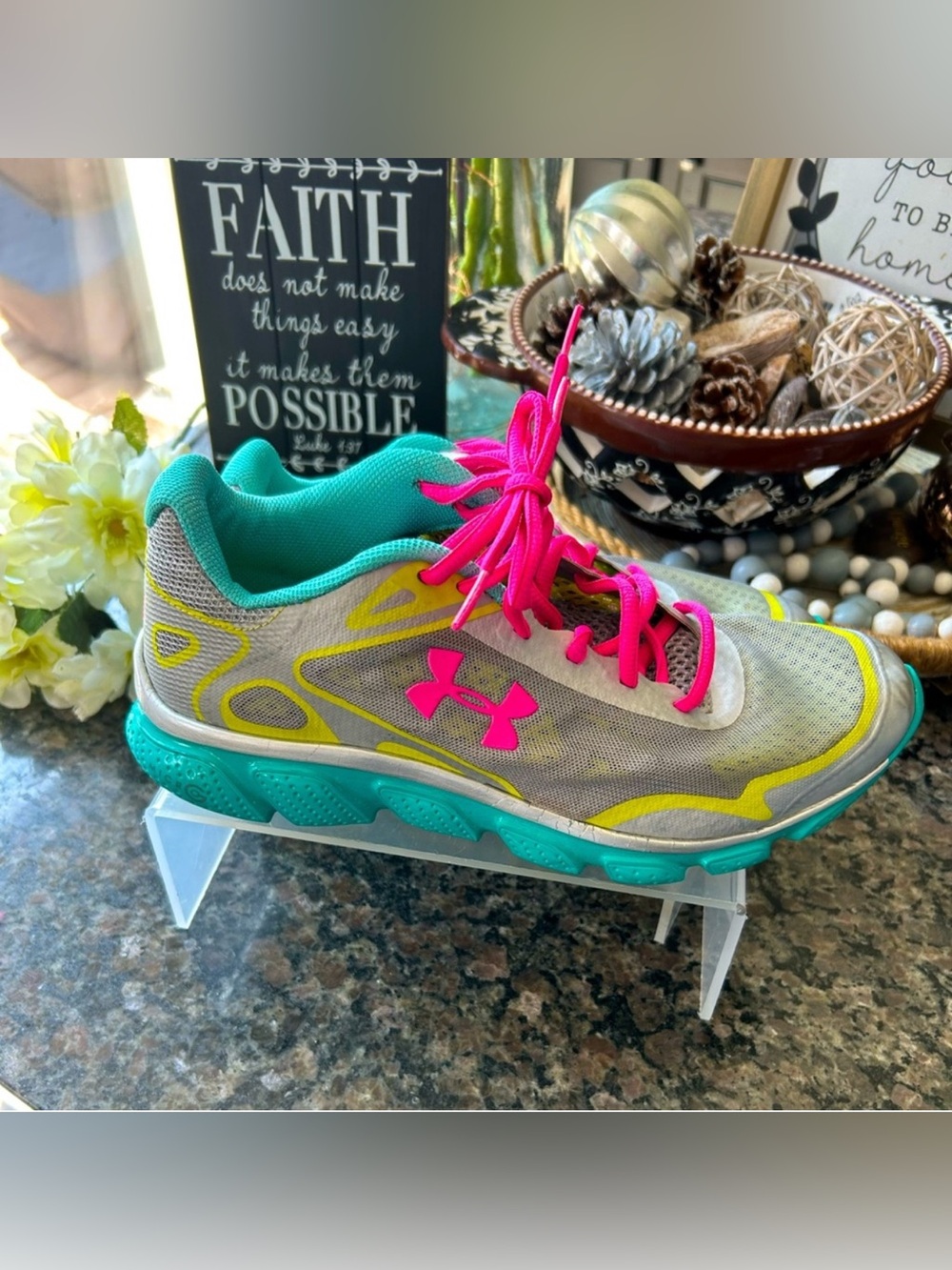 🌸Under Armour Women's Teal, Pink & Yellow Athletic Shoe